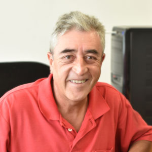 Dr. Ángel Priego
